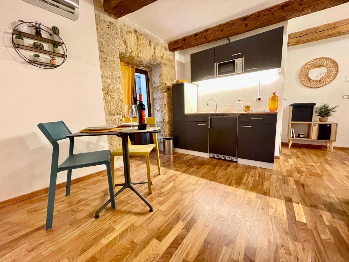 Corrieri Little Apartment Palermo Eksteriør billede